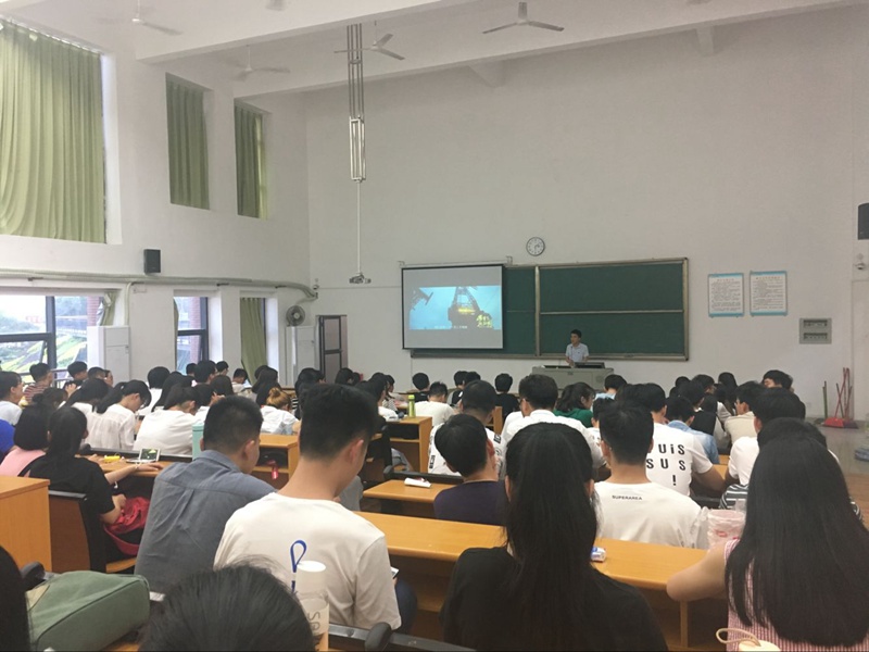 观影三.jpg